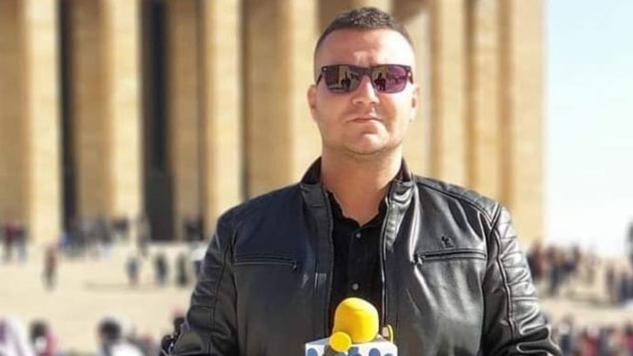 Sarı Mikrofon isimli YouTube kanalının sahibi Özkan Bozkurt yeniden gözaltına alındı